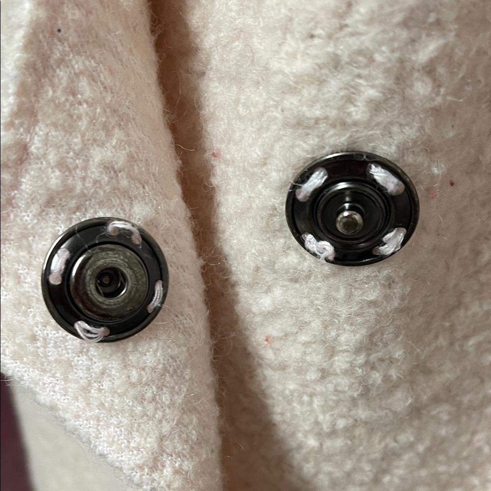 Cozy Cream Textured Coat - Picture 6 of 14
